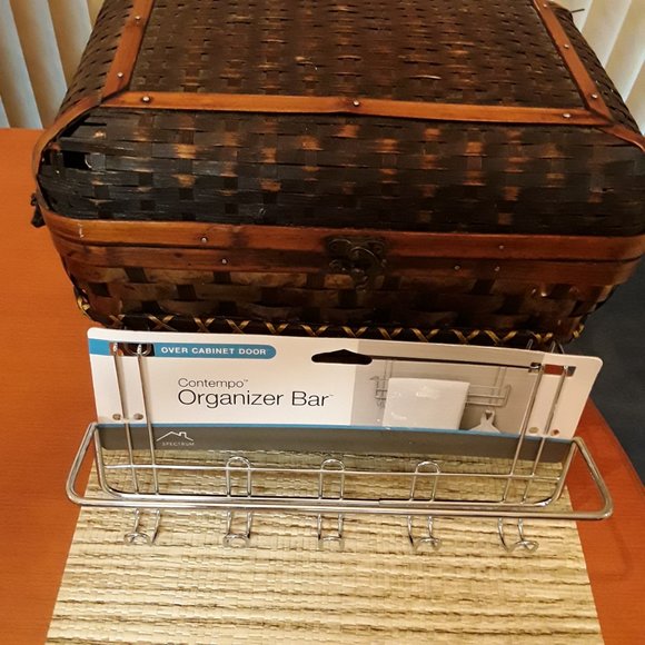 Over Cabinet Door Organizer Bar Spectrum Contempo No Tools Installation NEW - Picture 4 of 6